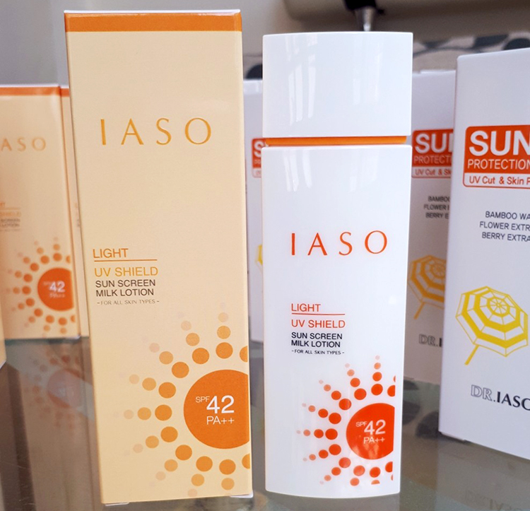 Sửa dưỡng da chống nắng IASO UV Shield Sun Screen Milk Lotion SPF42 PA